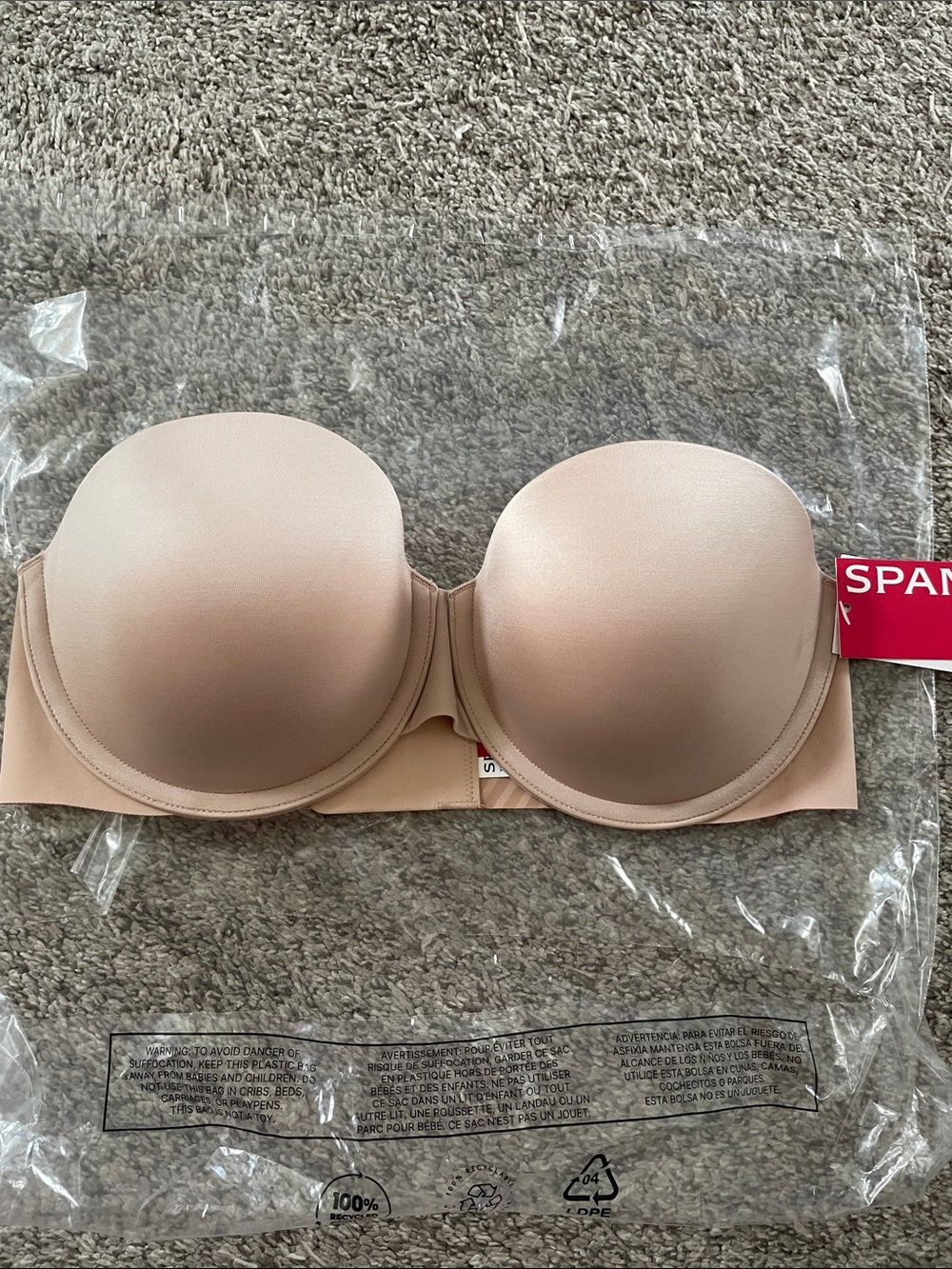 SPANXsmooth Strapless Bra - Picture 4 of 12